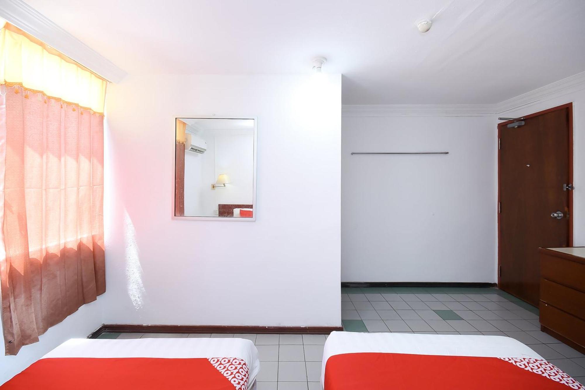 Super Oyo 1018 Telang Usan Hotel 2*