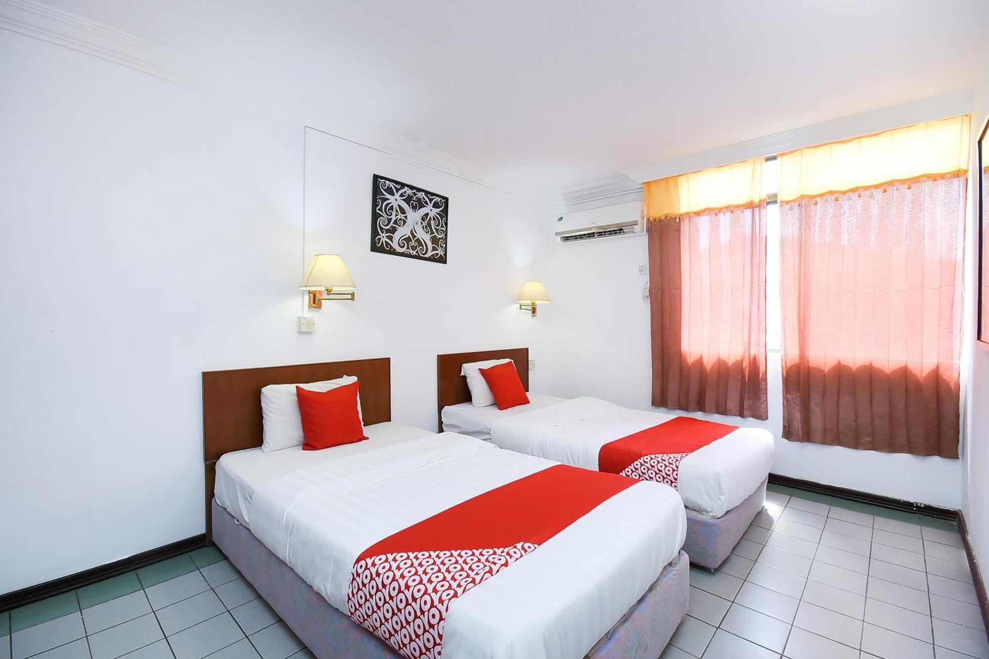 Super Oyo 1018 Telang Usan Hotel