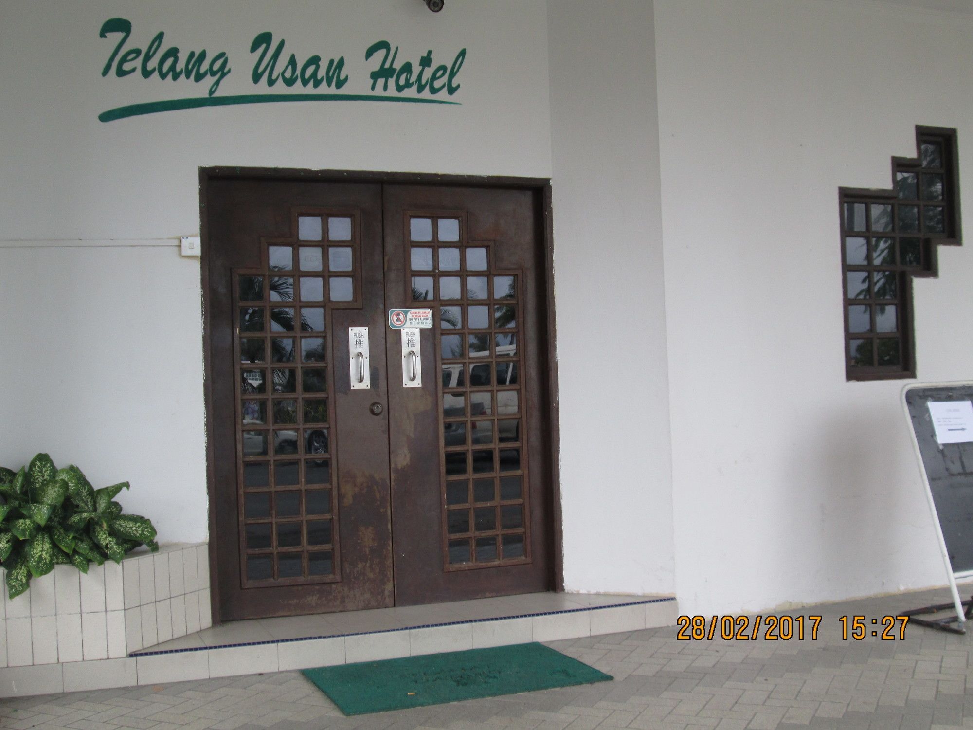 Hotel Super Oyo 1018 Telang Usan